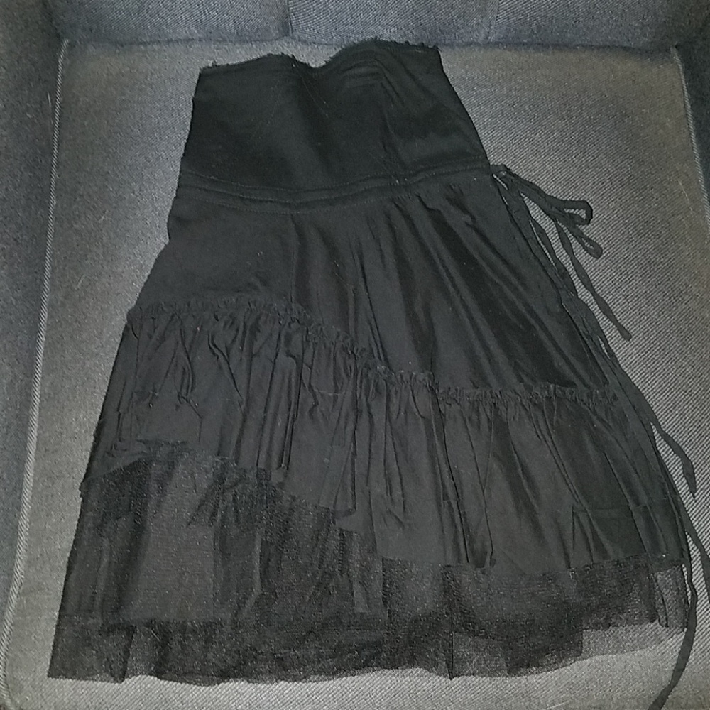 ⭐ Wet Seal M Layered Skirt
